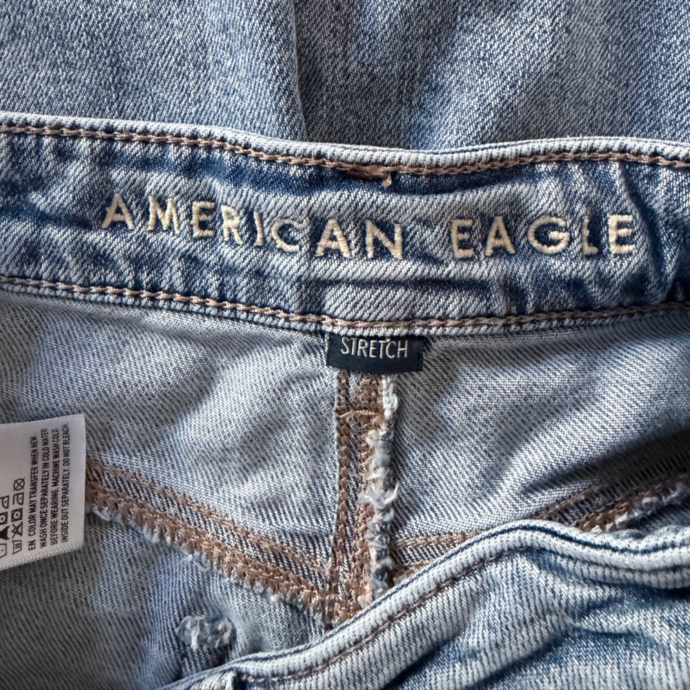 American Eagle Outfitters Dreamy Strigid A-Line Jean.